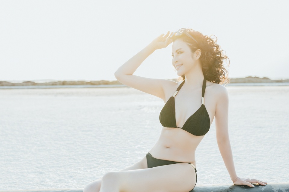 “Người đẹp không tuổi” Thanh Mai diện bikini khoe dáng ở biển Chết - 1 “Người đẹp không tuổi” Thanh Mai diện bikini khoe dáng ở biển Chết - 1