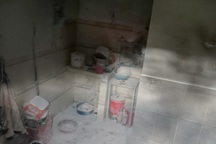 Nghi án vợ ghen tuông đốt phòng trọ làm chồng và con nhập viện