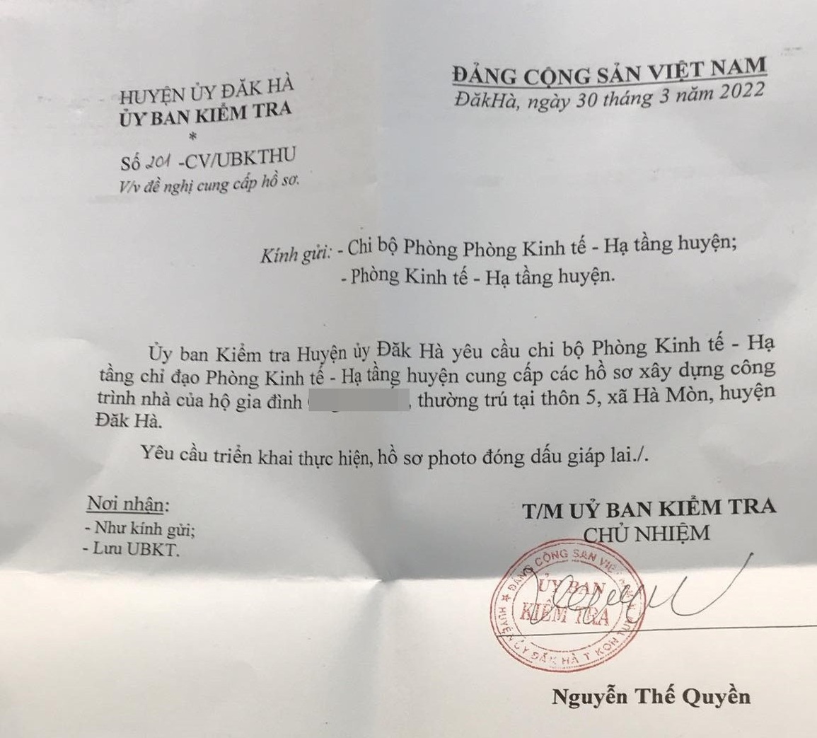 Bị phạt, Chủ nhiệm Ủy ban Kiểm tra đòi kiểm tra nhà Chủ tịch huyện - 2 Bị phạt, Chủ nhiệm Ủy ban Kiểm tra đòi kiểm tra nhà Chủ tịch huyện - 2