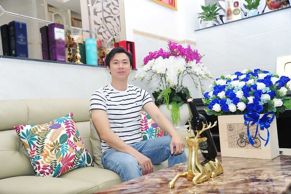 Cận cảnh nhà 7 tỷ đồng của ca sĩ Hồ Việt Trung - 1 Cận cảnh nhà 7 tỷ đồng của ca sĩ Hồ Việt Trung - 1