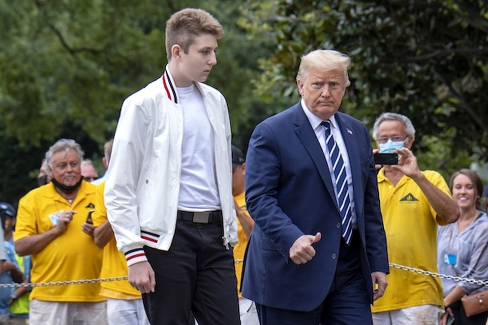 Khám phá ngôi trường xứng tầm nhà giàu mà quý tử Barron Trump theo học - 3 Khám phá ngôi trường xứng tầm nhà giàu mà quý tử Barron Trump theo học - 3