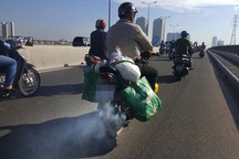 Bộ Tài nguyên “đòi lại” quyền kiểm soát khí thải xe máy từ Bộ Giao thông?