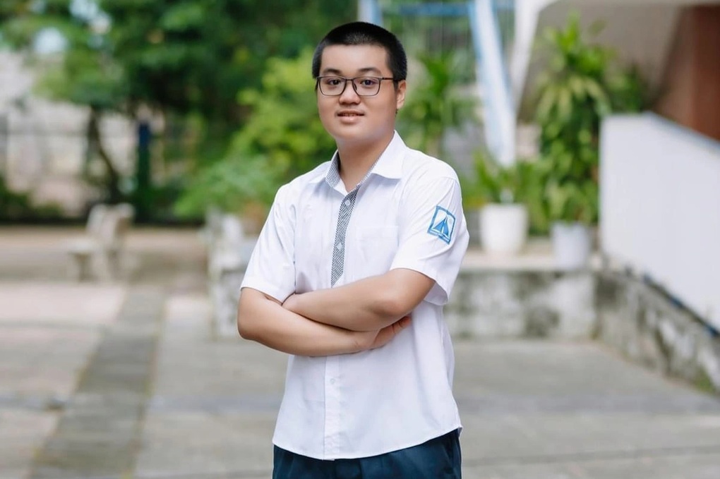 Thủ khoa lớp 10 Hà Nội từng đỗ thủ khoa đầu vào lớp 6 Chuyên ngữ, Cầu Giấy - 1 Thủ khoa lớp 10 Hà Nội từng đỗ thủ khoa đầu vào lớp 6 Chuyên ngữ, Cầu Giấy - 1