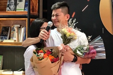 Chàng trai nhiều lần định kết liễu cuộc đời và lời chia sẻ "Tôi là gay" lấy nước mắt