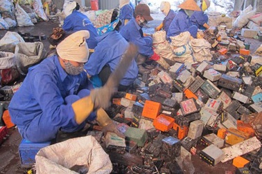 Sau 2 năm, ngôi làng gần 70% trẻ em nhiễm độc chì giờ ra sao?