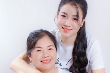 Người mẹ kế ở Bắc Ninh 30 năm chăm 4 con riêng của chồng như con ruột