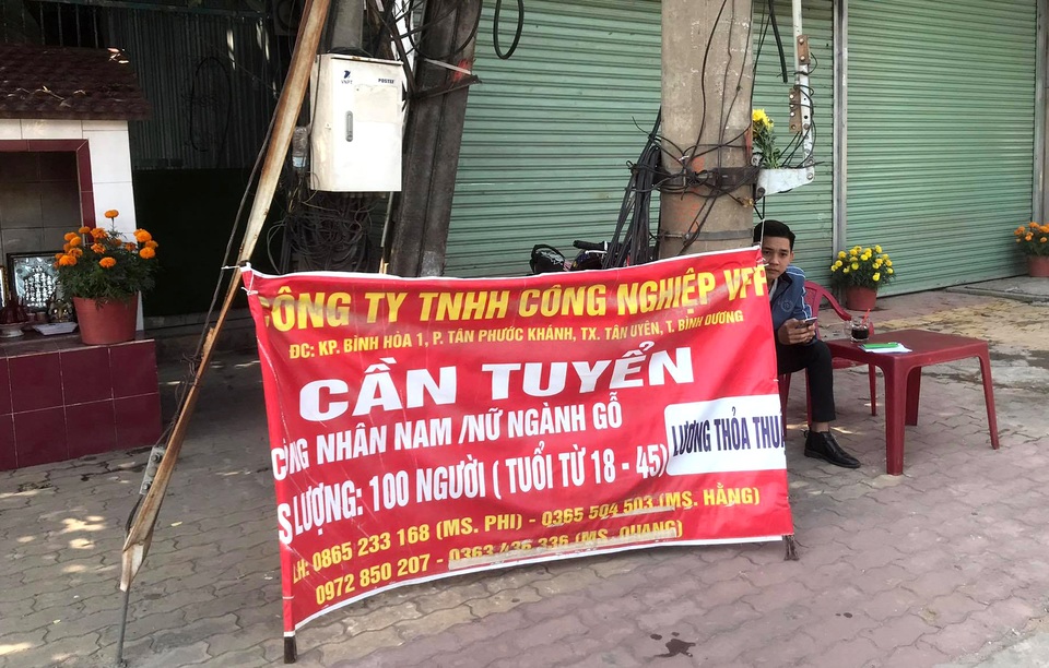 Nhu cầu tuyển dụng tăng đột biến, doanh nghiệp chật vật tìm lao động - 2 Nhu cầu tuyển dụng tăng đột biến, doanh nghiệp chật vật tìm lao động - 2