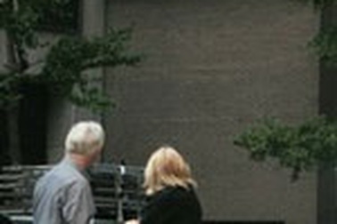 Đồng hồ chỉ nợ quốc gia Mỹ chạy … hết số  