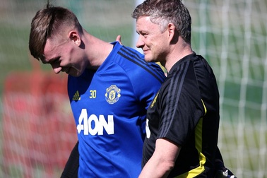 Man Utd có buổi tập đầu tiên tại Tây Ban Nha