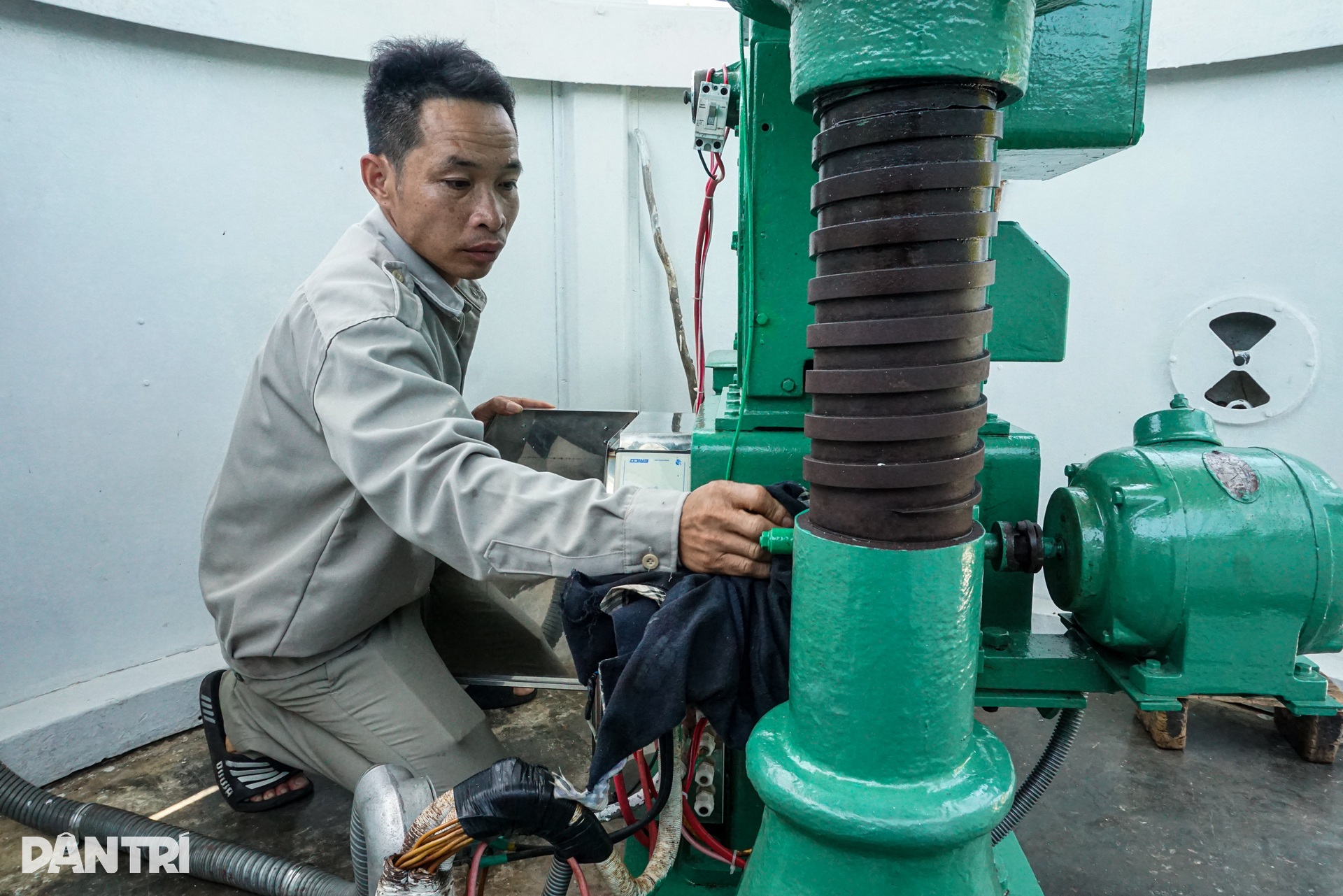 Chuyện 4 không, 2 có trên mắt thần của biển Đà Nẵng - 12 Chuyện 4 không, 2 có trên mắt thần của biển Đà Nẵng - 12