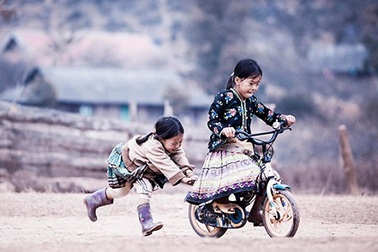 Những khoảnh khắc tuổi thơ nhiệm màu