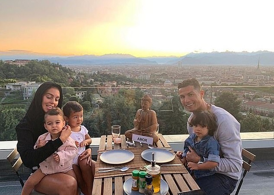 5 lý do khiến Ronaldo không đến Real Madrid và ở lại Juventus - 4 5 lý do khiến Ronaldo không đến Real Madrid và ở lại Juventus - 4