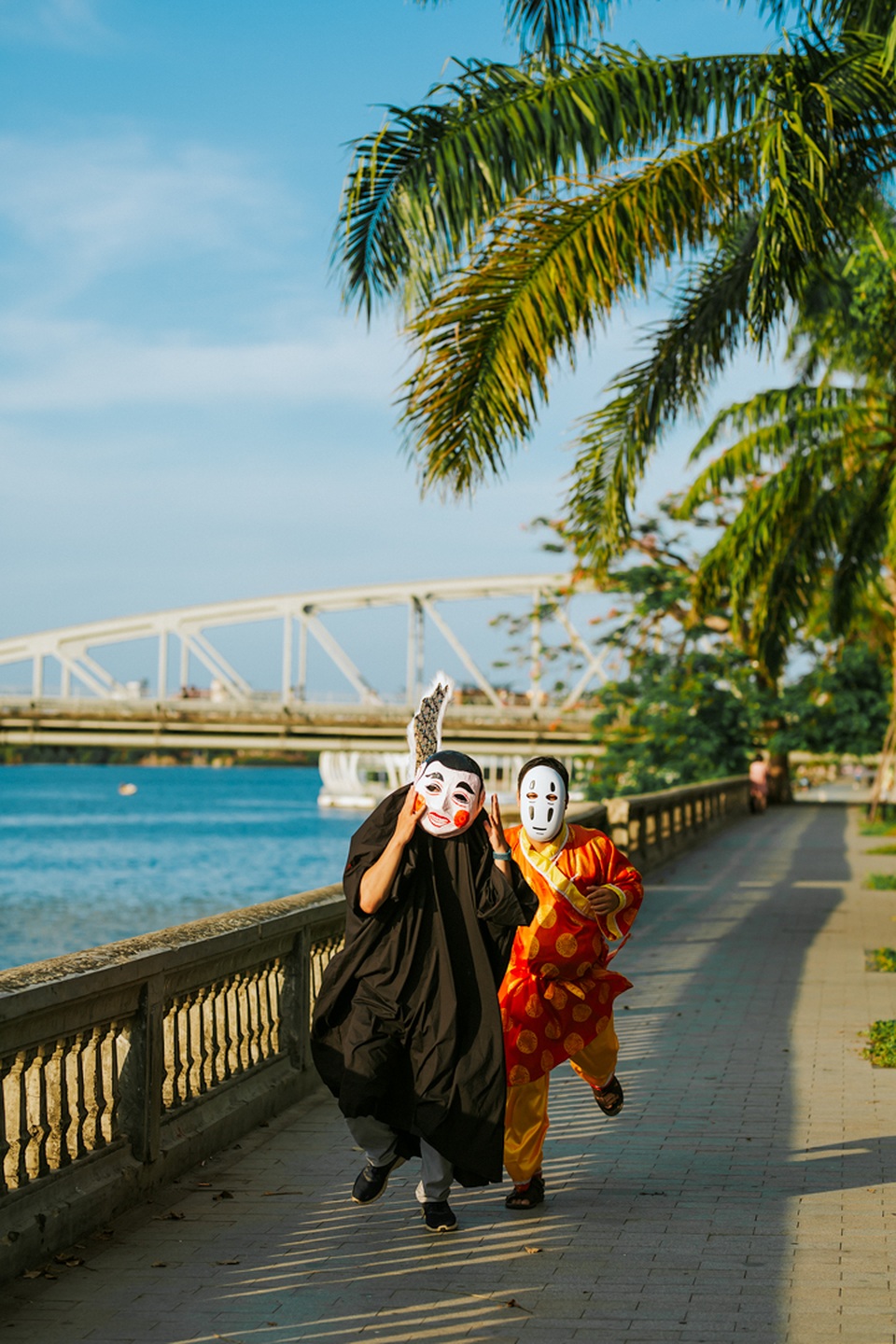 Huế trở nên vui nhộn qua lăng kính Vô diện - 6 Huế trở nên vui nhộn qua lăng kính Vô diện - 6
