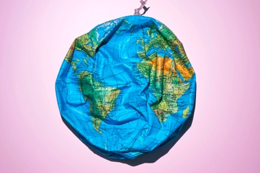 Tương lai khó đoán định của kinh tế thế giới những tháng cuối năm 2022