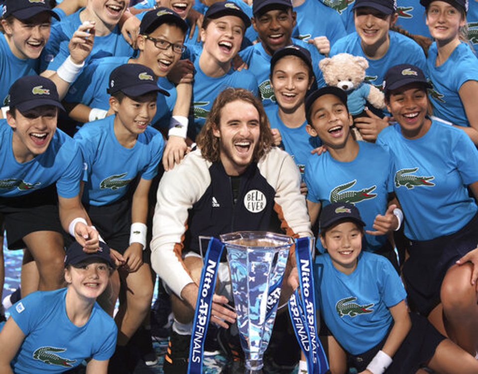 Stefanos Tsitsipas từng trốn học để xem Roland Garros - 2