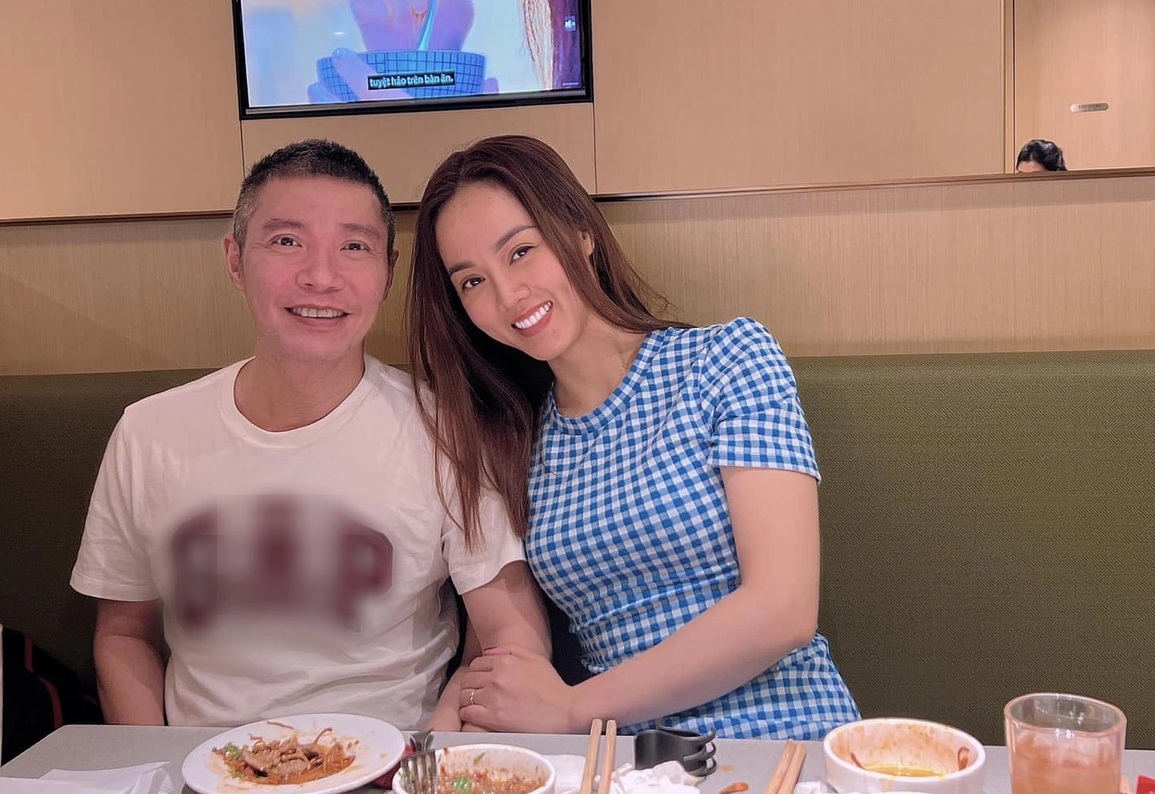 Vợ NSND Công Lý: Tôi đi chăm chồng bị hỏi trẻ thế đã làm giúp việc - 1 Vợ NSND Công Lý: Tôi đi chăm chồng bị hỏi trẻ thế đã làm giúp việc - 1