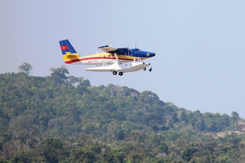 Điều chỉnh lại khu vực trọng tâm tìm kiếm máy bay mất tích