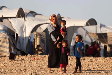 Những đứa con IS bị ruồng bỏ