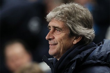 Nhìn lại trận đấu Man City "giẫm nát Hoa hồng"