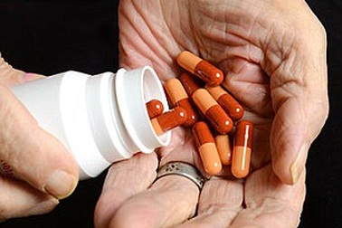 Bổ sung canxi để dự phòng gãy xương: lợi bất cập hại?