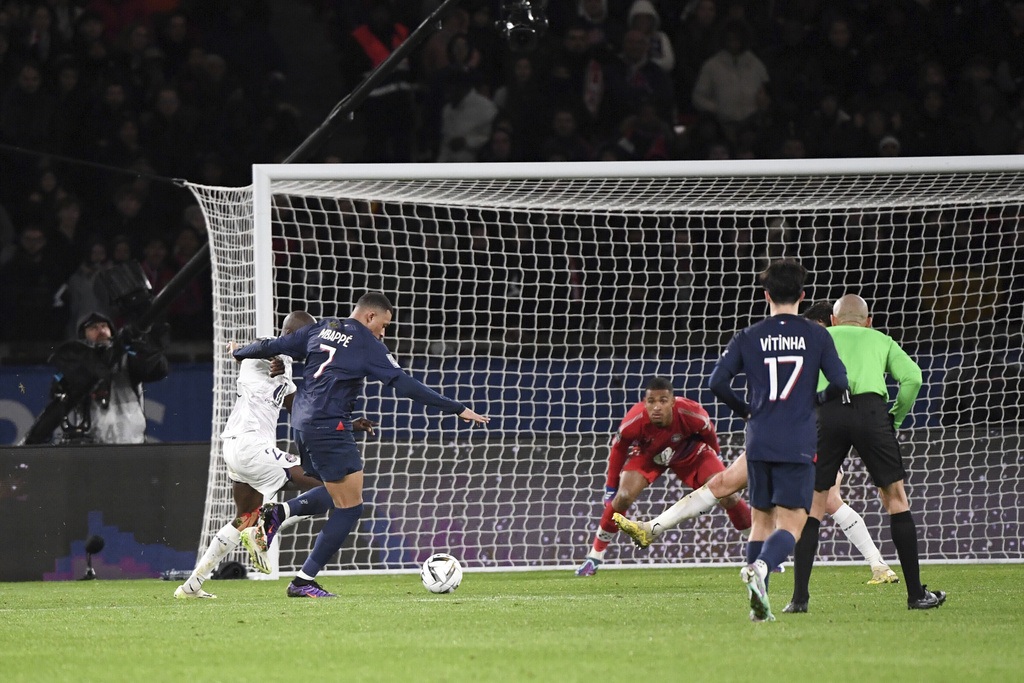 Mbappe tỏa sáng, PSG lập kỷ lục lần thứ 12 giành Siêu cúp Pháp - 2