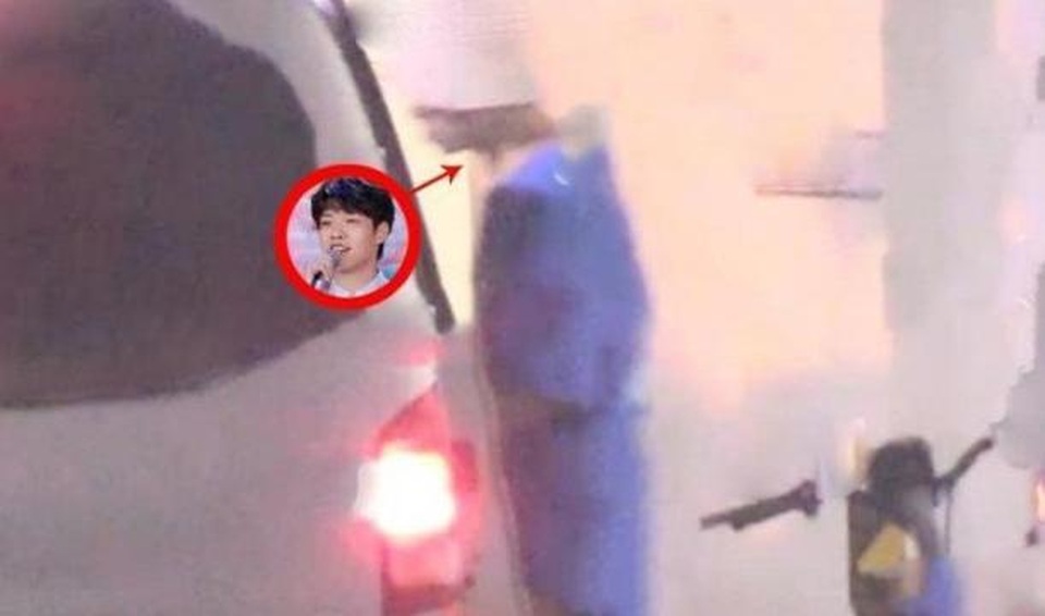 Dương Mịch và “phi công trẻ” đang dần công khai quan hệ? - 4 Dương Mịch và “phi công trẻ” đang dần công khai quan hệ? - 4