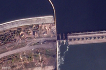 Ukraine cáo buộc Nga đánh sập một phần đập thủy điện chiến lược ở Kherson