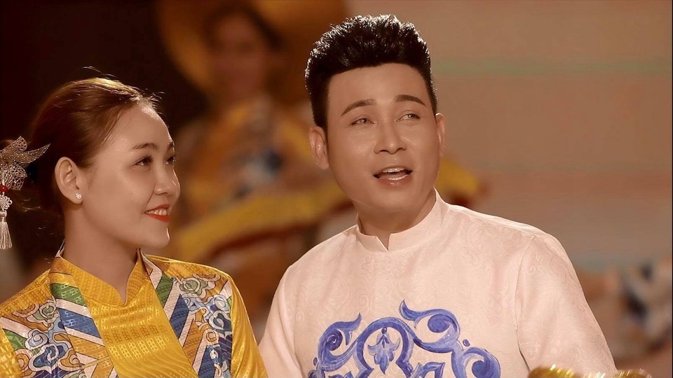 Nghệ sĩ méo mặt vì bị hủy show hàng loạt, trả nợ tiền đặt cọc - 3 Nghệ sĩ méo mặt vì bị hủy show hàng loạt, trả nợ tiền đặt cọc - 3