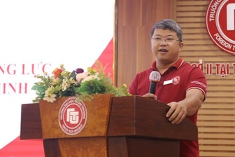 Ứng viên giáo sư 39 tuổi từng là Công dân trẻ tiêu biểu TPHCM