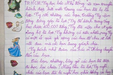 Tấm lòng nhân ái của cô bé lớp 2 hướng về miền Trung