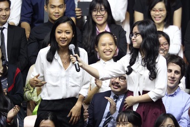 Rapper Việt Nam xuất hiện trong video tri ân Tổng thống Obama của Nhà Trắng