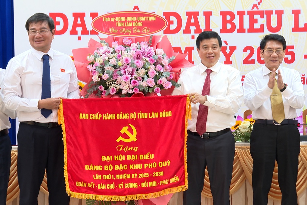 Đặc khu của tỉnh lớn nhất Việt Nam phát triển kinh tế gắn với quốc phòng - 2 Đặc khu của tỉnh lớn nhất Việt Nam phát triển kinh tế gắn với quốc phòng - 2
