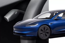 Mất tận 2 năm để hãng xe điện Mỹ này bổ sung… cần xi-nhan