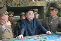 Ông Kim Jong-un lệnh mở khẩn cấp đường dây nóng với Hàn Quốc