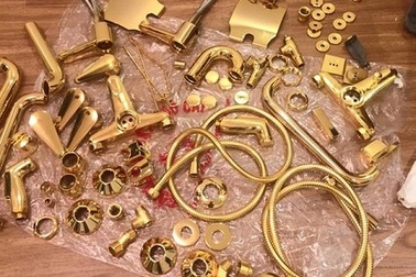 Đại gia tuổi Mùi chi tiền tỷ mạ vàng cả căn chung cư cao cấp