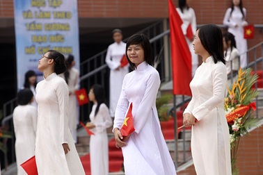 TPHCM không tăng học phí trong năm học 2011-2012