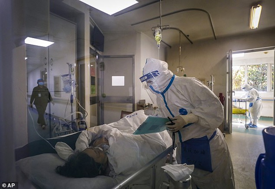 Tiêu chảy và chán ăn có thể là dấu hiệu sớm của virus corona - 1 Tiêu chảy và chán ăn có thể là dấu hiệu sớm của virus corona - 1