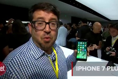 Thực tế iPhone 7 Plus của Apple