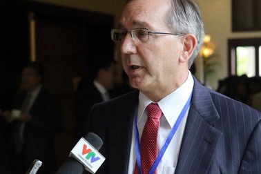 Thượng tướng Nguyễn Chí Vịnh tiếp phó trợ lý Ngoại trưởng Mỹ