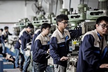 Các doanh nghiệp Trung Quốc than phiền không đủ tiền trả lương cho nhân viên