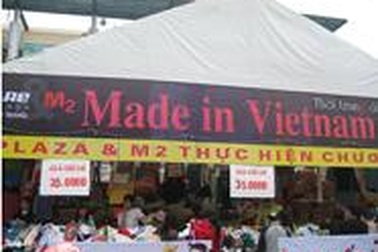 Topcare Plaza - Chợ tết Thời trang giá rẻ chưa từng có