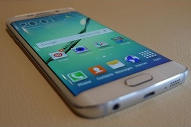 Màn hình cong của Galaxy S6 edge có tác dụng gì?
