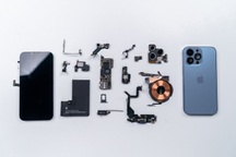 Bên trong chiếc iPhone 13 Pro vừa về Việt Nam