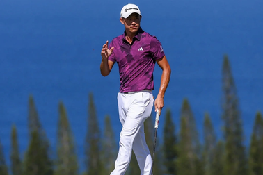 Collin Morikawa dẫn đầu trước vòng đấu cuối Sentry Tournament of Champions