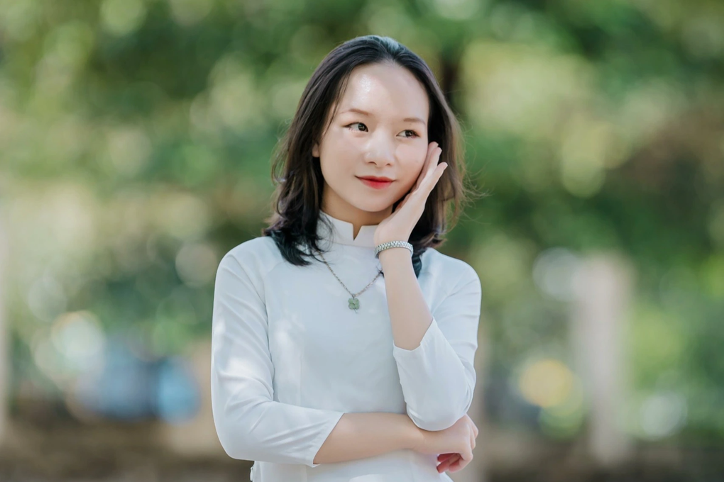 Thủ khoa khối C tại Đắk Lắk: Cố học giỏi để kiếm tiền chữa bệnh cho mẹ - 2 Thủ khoa khối C tại Đắk Lắk: Cố học giỏi để kiếm tiền chữa bệnh cho mẹ - 2