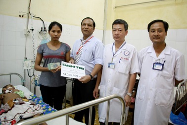 Hơn 64 triệu đồng đến với bé Y Kát Niê