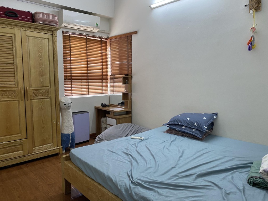 Vợ chồng trẻ tiết kiệm cả tỷ đồng, vẫn ở trọ 40m2 thay vì mua nhà Hà Nội - 2 Vợ chồng trẻ tiết kiệm cả tỷ đồng, vẫn ở trọ 40m2 thay vì mua nhà Hà Nội - 2