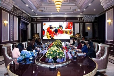 Hệ thống giáo dục Sunshine Maple Bear “bắt tay” hợp tác với Tập đoàn Giáo dục Trí Việt