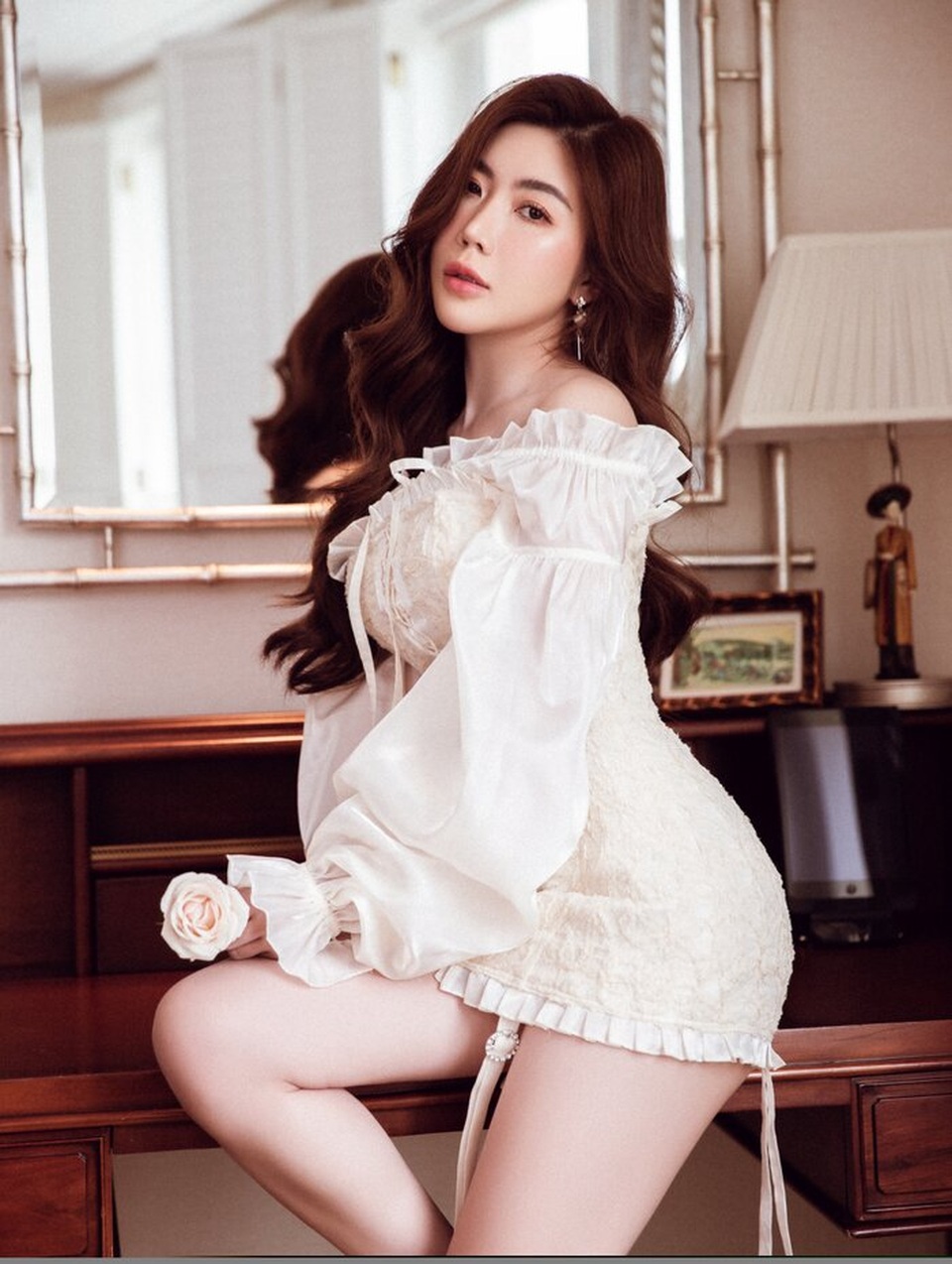 “Hotgirl” Trương Lệ Vân đẹp gợi cảm khi tái xuất sau 7 năm rời xa showbiz - 3 “Hotgirl” Trương Lệ Vân đẹp gợi cảm khi tái xuất sau 7 năm rời xa showbiz - 3