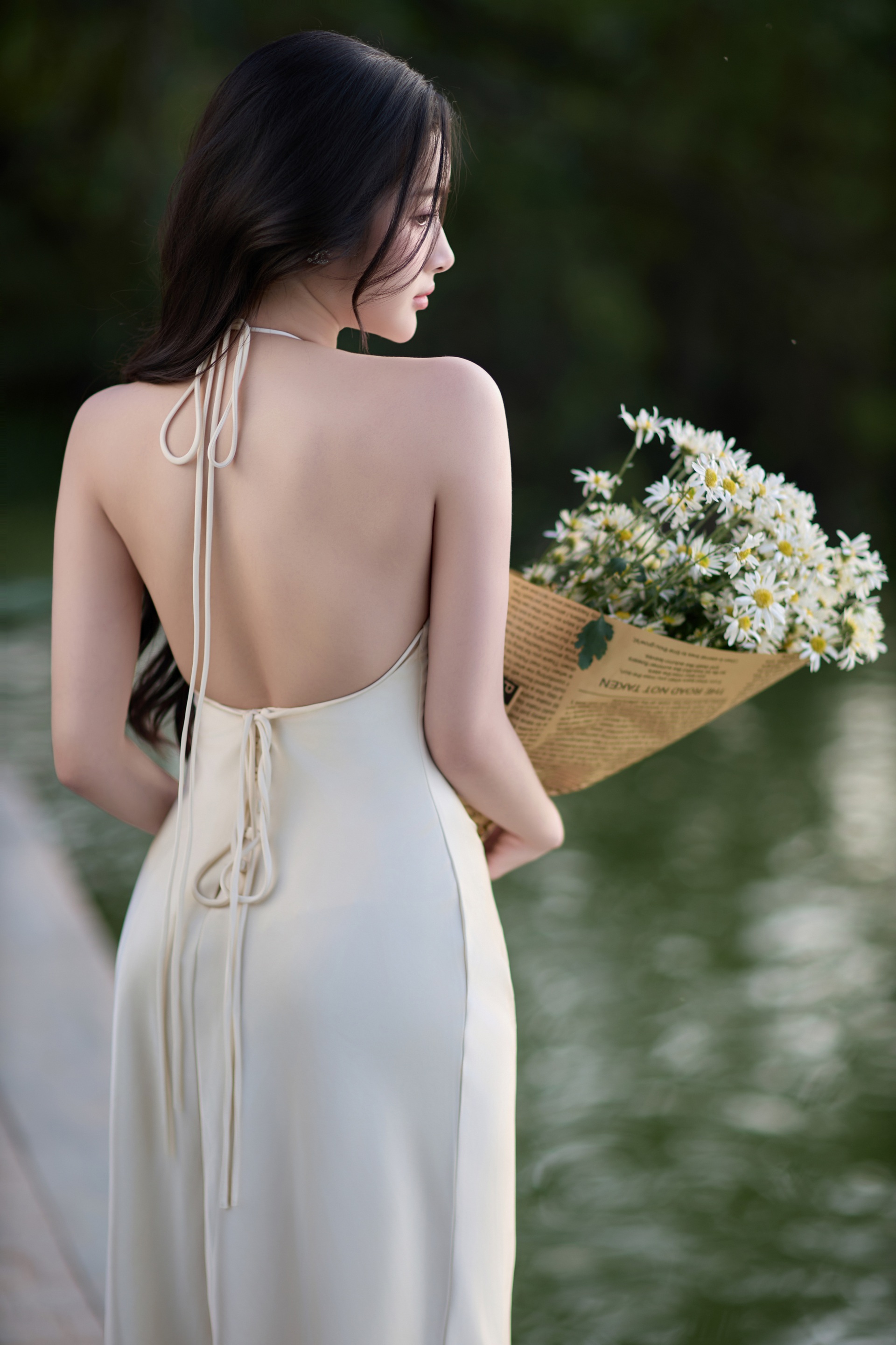 Nhan sắc trong trẻo của Hoa khôi Đinh Hoài An trong nắng thu Hà Nội - 4